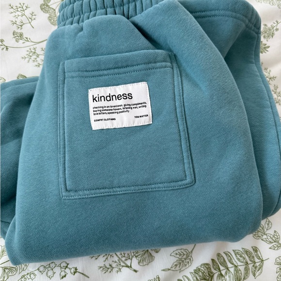 Adult Aqua Joggers - Picture 2 of 3